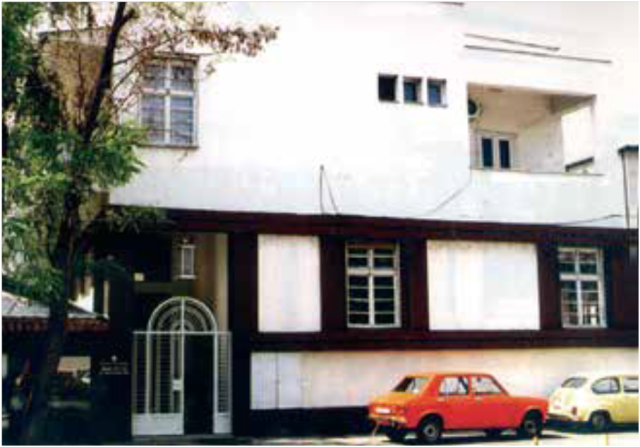 90