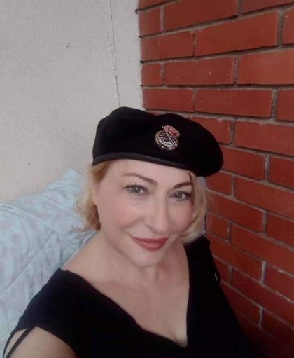 1Violeta Sekovska
