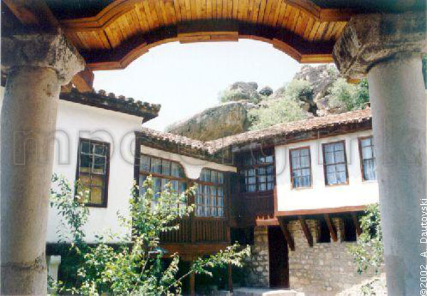 varoski-manastir-5