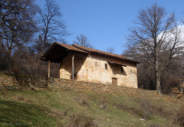 1280px-Kurbinovo 2