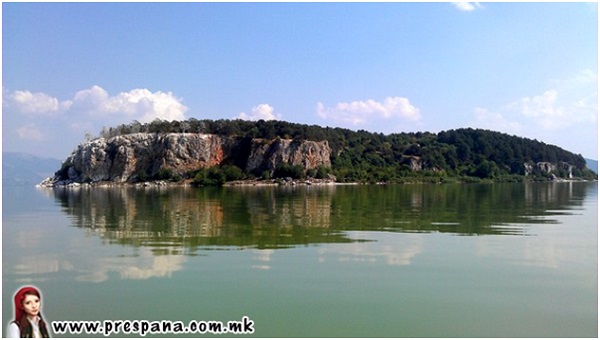 golem-grad-ostrov