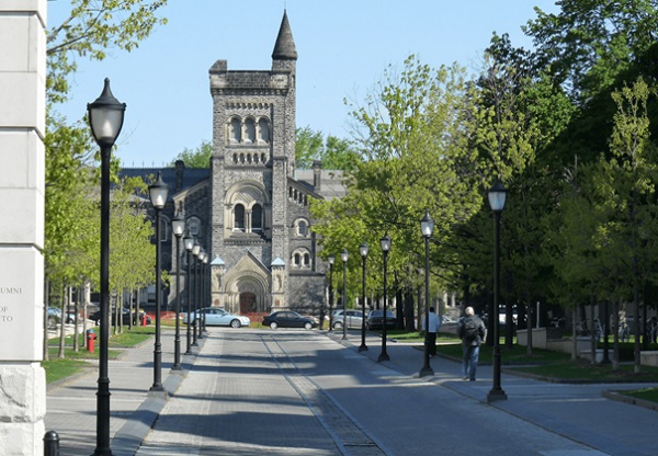 univerzitet-vo-toronto