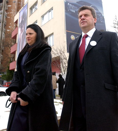 gjorge-ivanov-maja-ivanova-2009-3-22-10-34-45