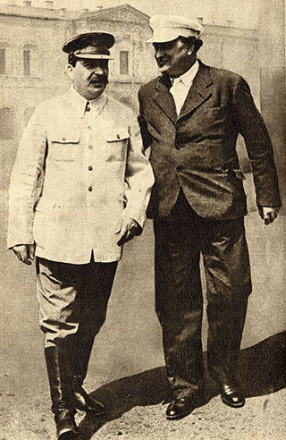 800px-Joseph Stalin and Georgi Dimitrov 1936