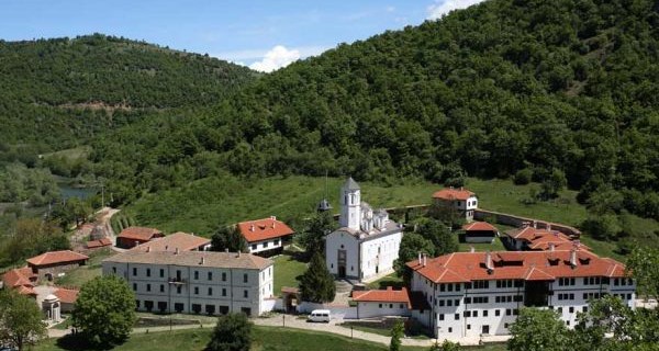 manastir-prohor-pcinski-600x320